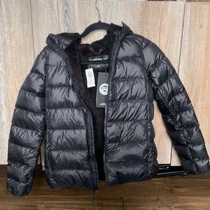 TNA Aritzia Little Fuzzy Puff XS BNWT